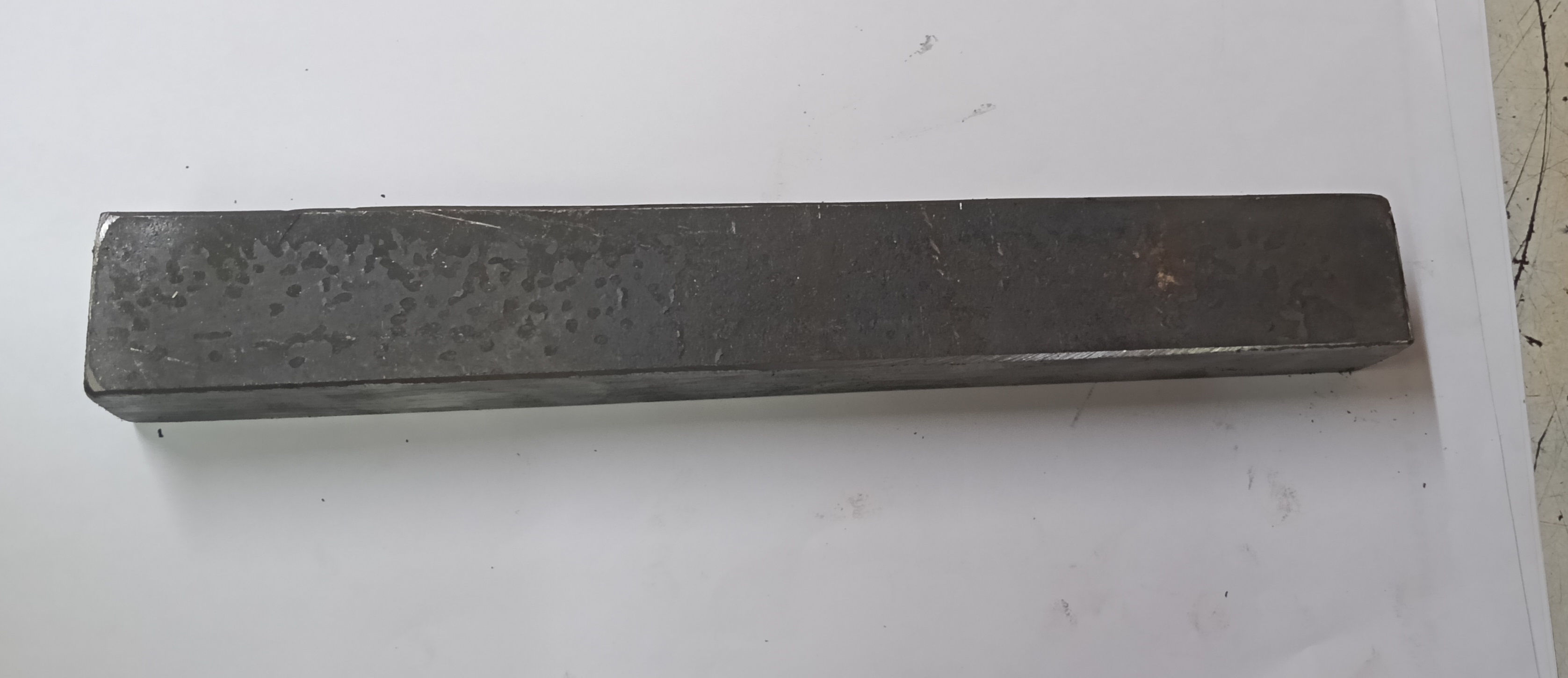 Bend test specimen before bending